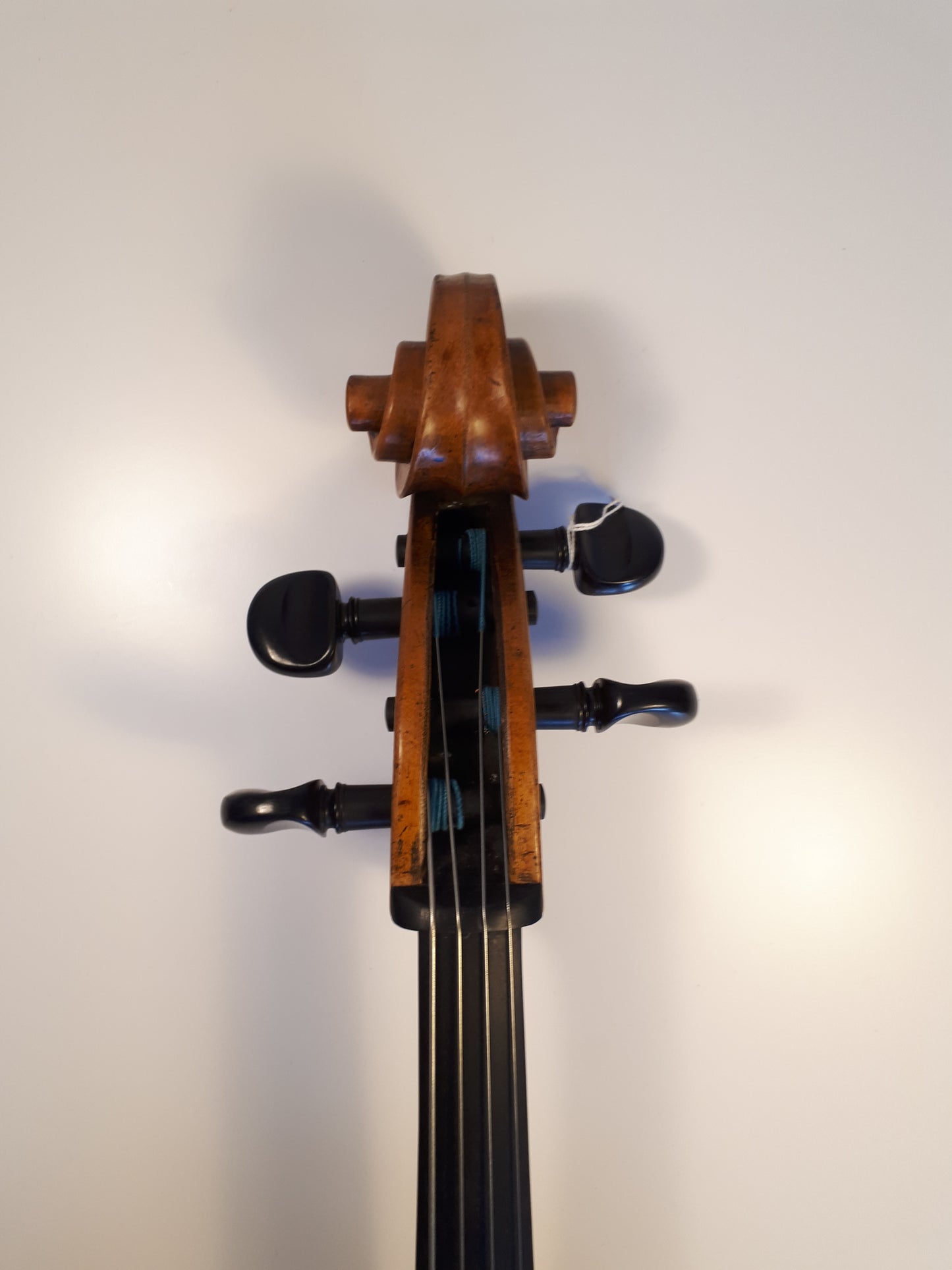 Cello - 1800-talets slut i fransk stil