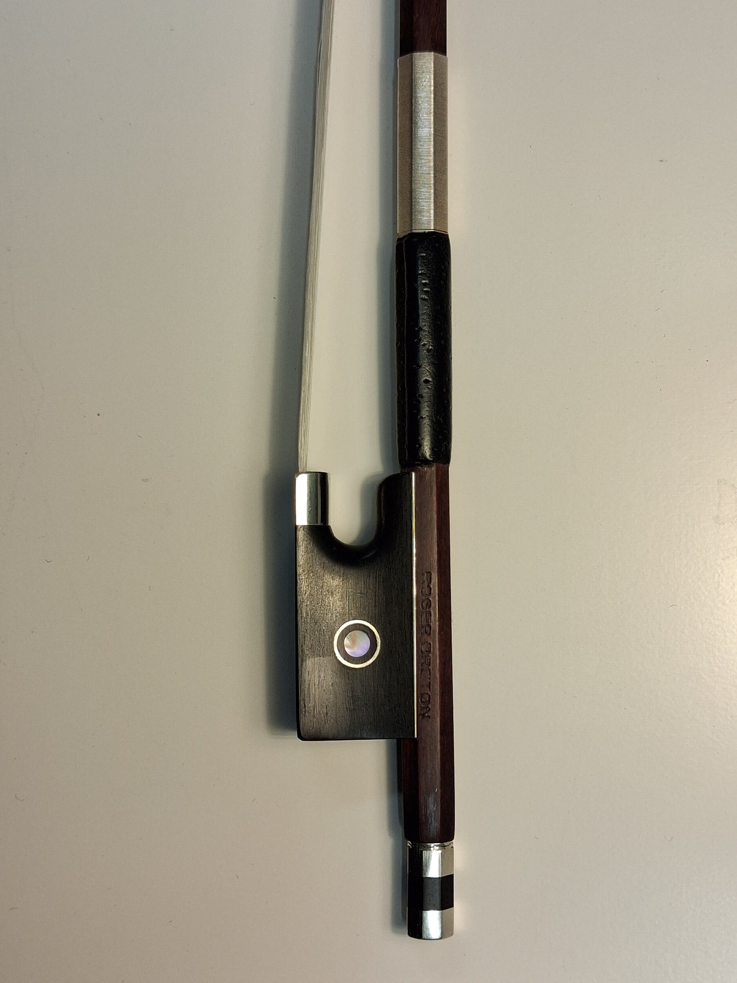 Violin bow - Roger Breton