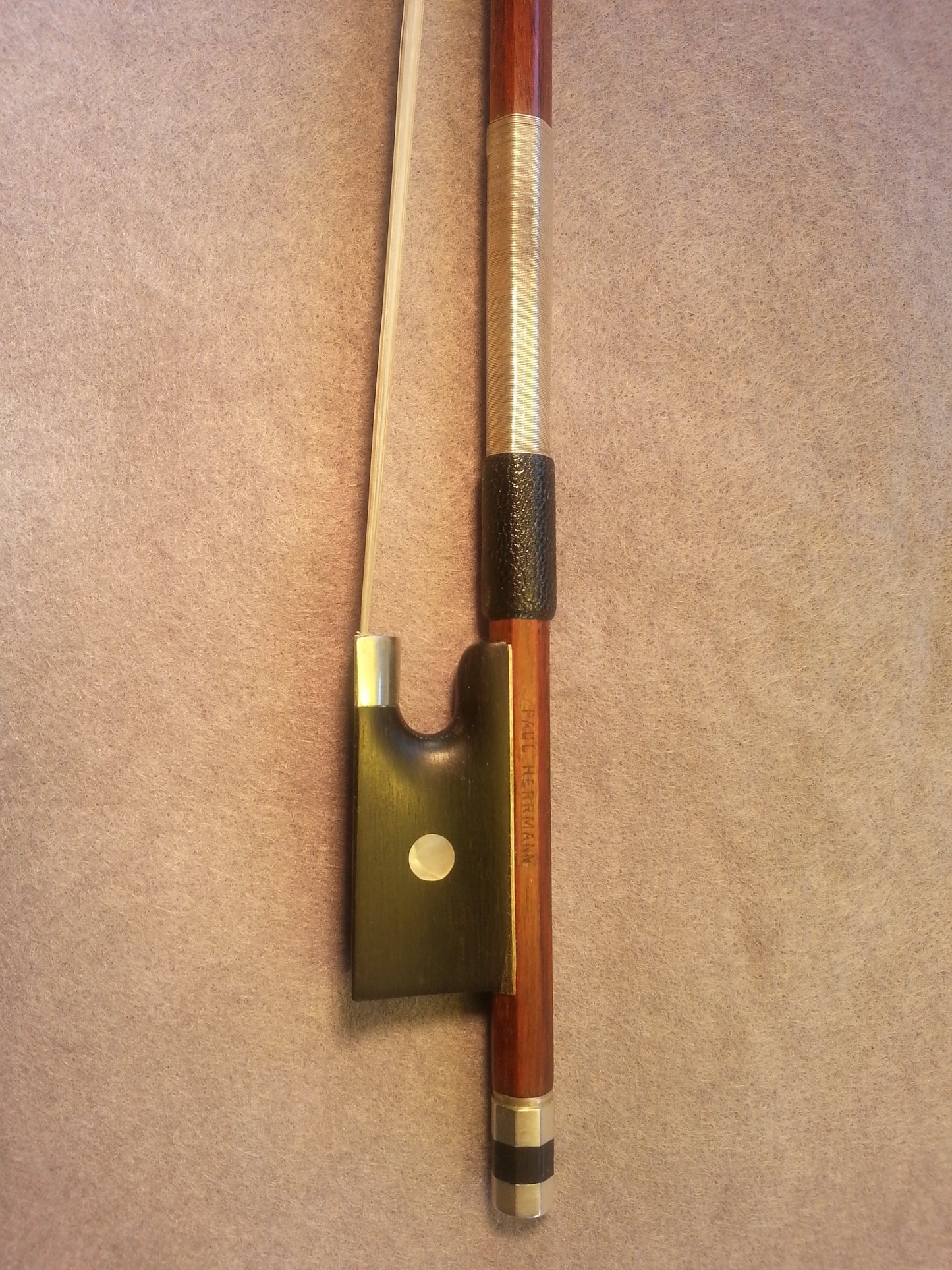 violin bow stråke Herrman