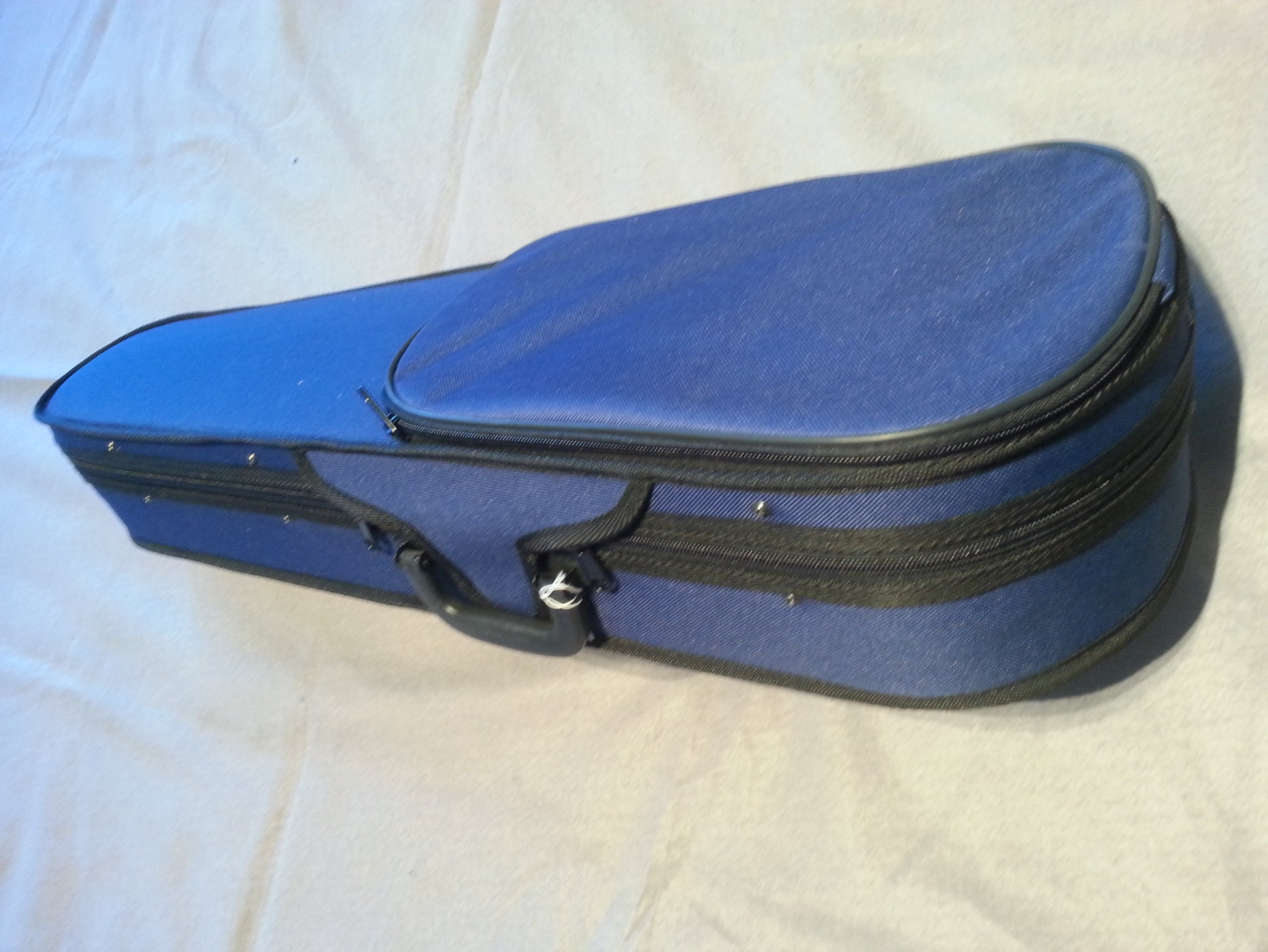 violin fiol fiolin etui fodral koffert fiolformad standard