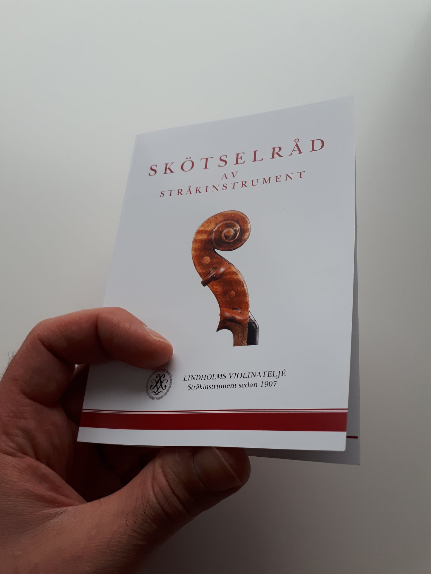skötselråd av stråkinstrument violin fiol cello kontrabas
